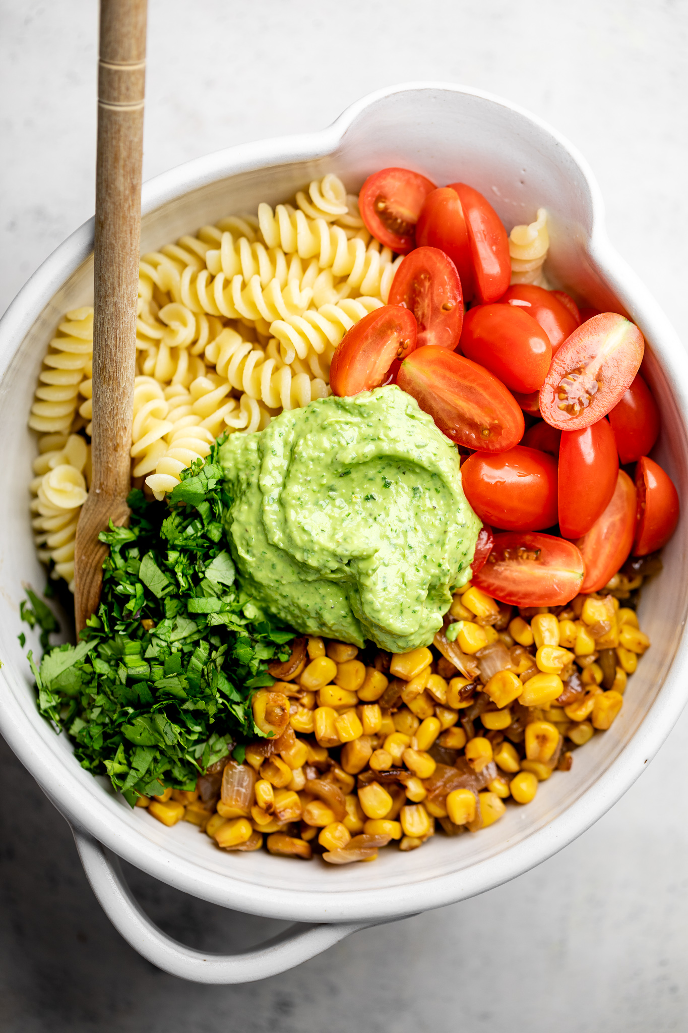 Healthy Avocado Pasta Salad - The Mindful Hapa Healthy Avocado Pasta Salad - The Mindful Hapa
